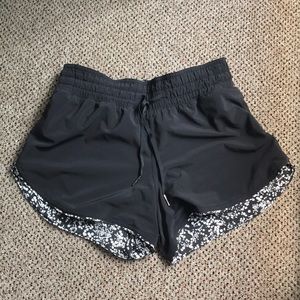 Lululemon choose a side short
